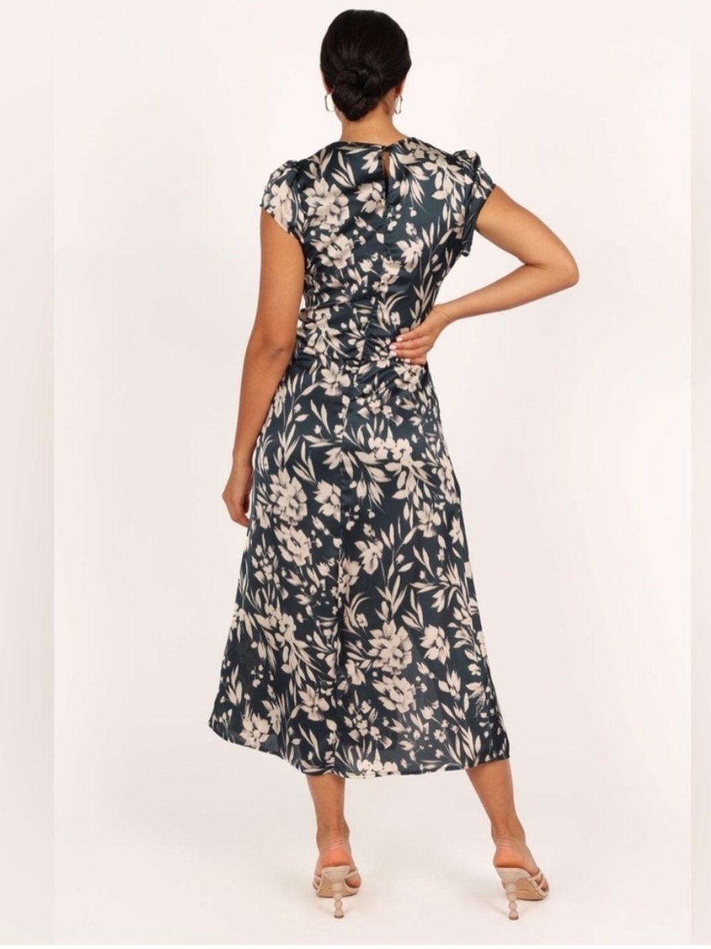 Petal + Pup Lisbeth Green Floral Midi Dress Women Size Medium - Picture 3 of 10